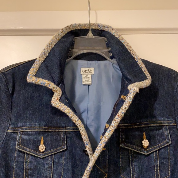 Cache Jean Jacket - Picture 3 of 6